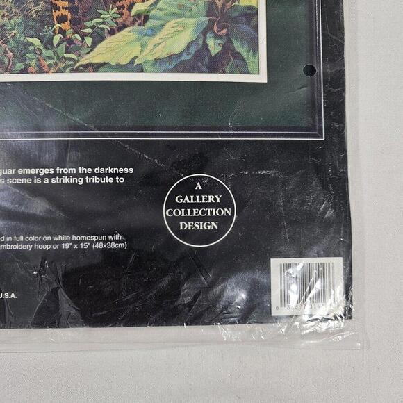 Dimensions Jungle Jaguar Crewel Embroidery Kit Home Decor Wild Cat Stitch NIB - Picture 4 of 8